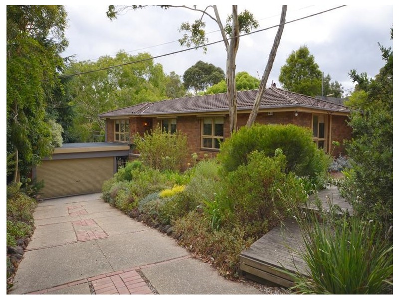 114 Moss Avenue, Mount Helen VIC 3350
