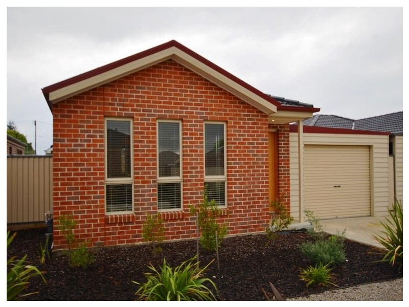 12/126 Spencer Street, Sebastopol VIC 3356