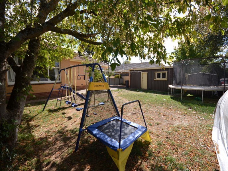 8 Mathilda Street, Wendouree VIC 3355