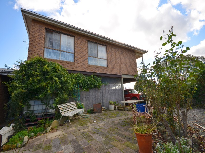 14 Church Street, Scarsdale VIC 3351
