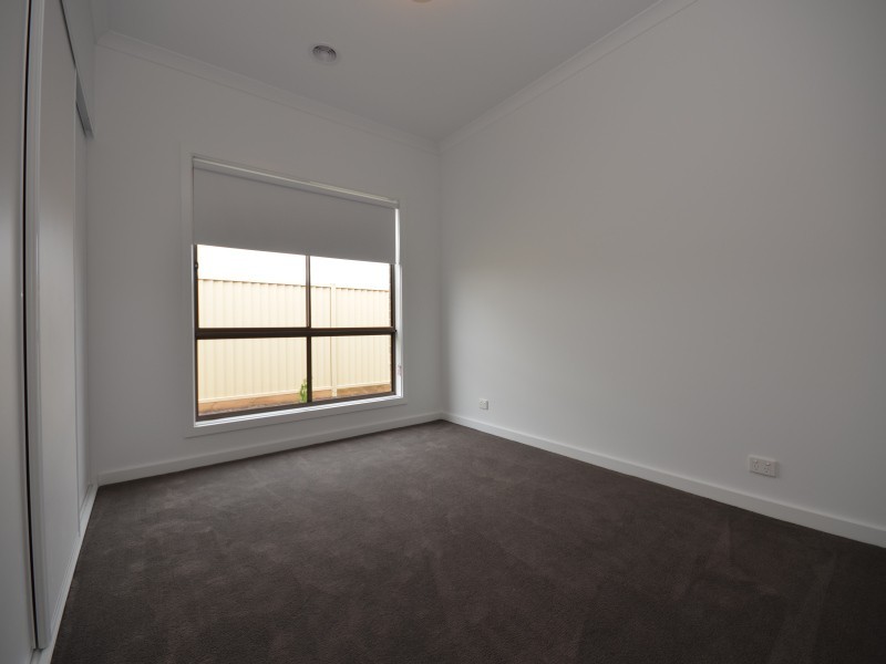 41 Chifley Drive, Delacombe VIC 3356