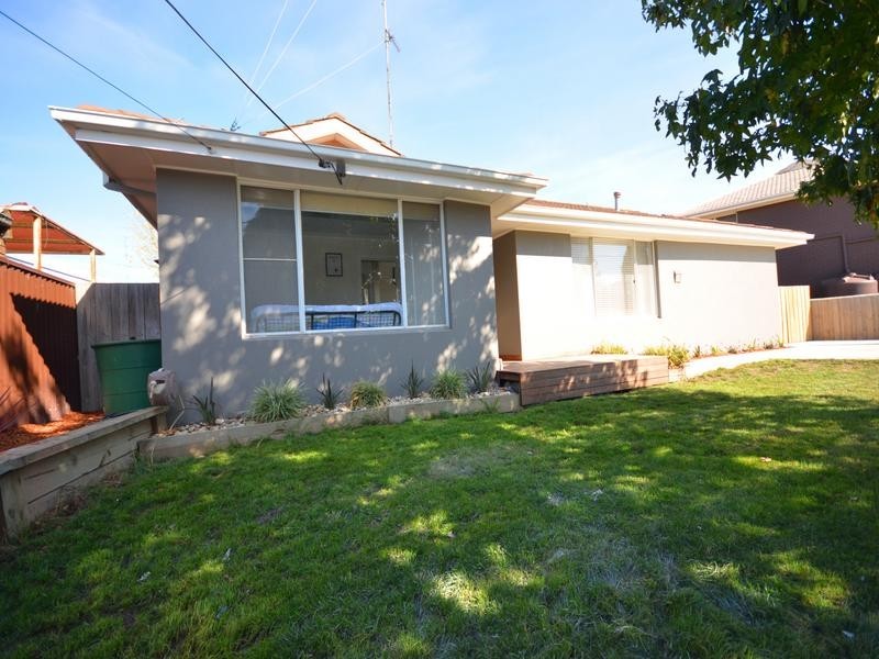 104 Warrina Drive, Delacombe VIC 3356