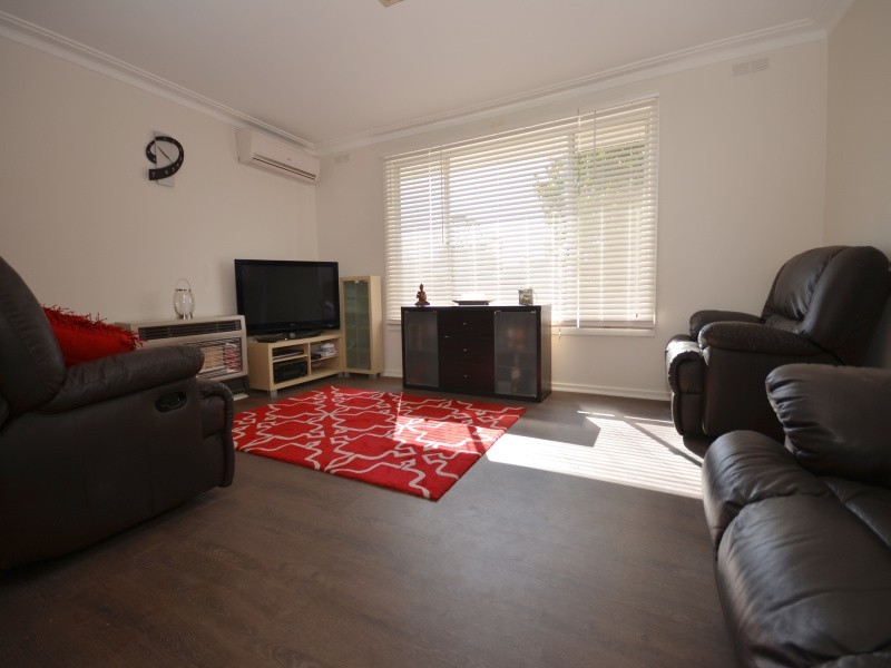 104 Warrina Drive, Delacombe VIC 3356