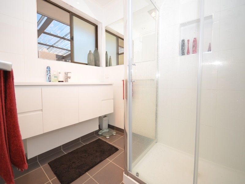 6 Market Street, Miners Rest VIC 3352