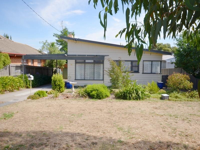 35 Cochrane Court, Invermay Park VIC 3350