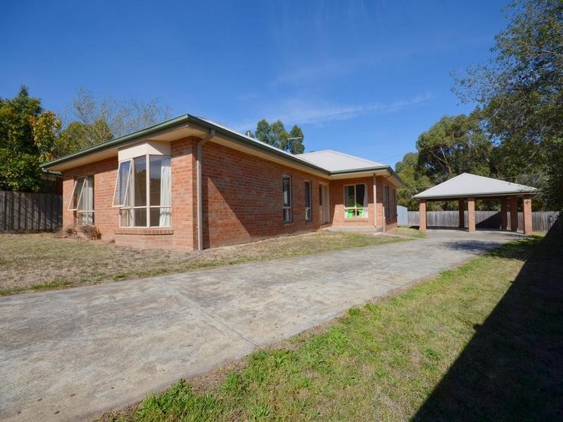 4 Park Lane, Mount Helen VIC 3350