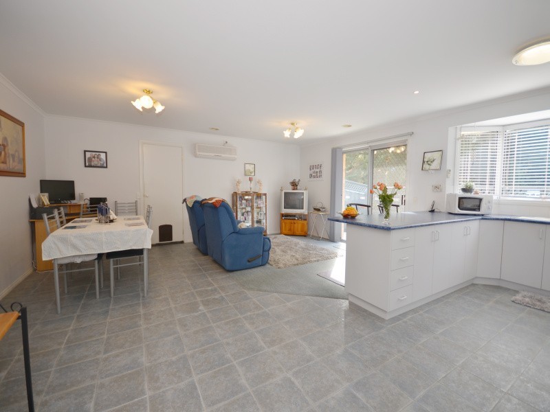 6 Xavier Court, Ballarat East VIC 3350