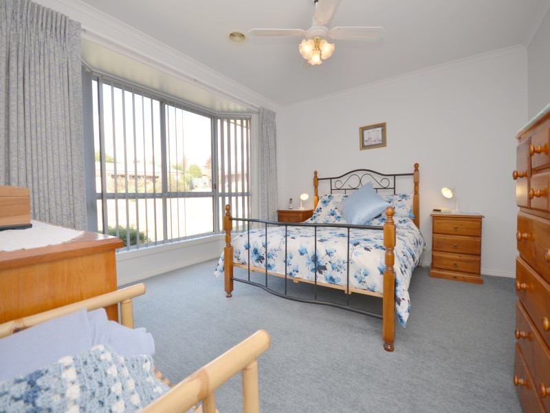 6 Xavier Court, Ballarat East VIC 3350