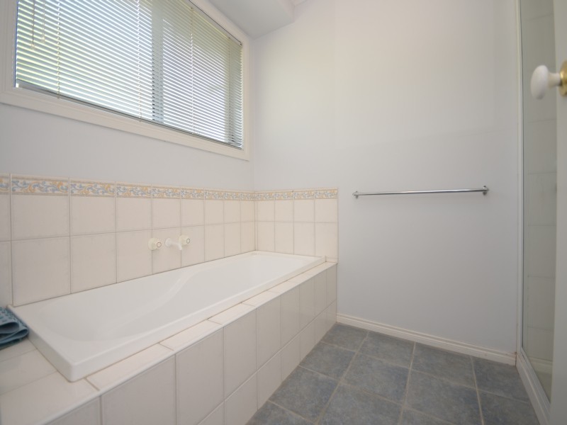 6 Xavier Court, Ballarat East VIC 3350