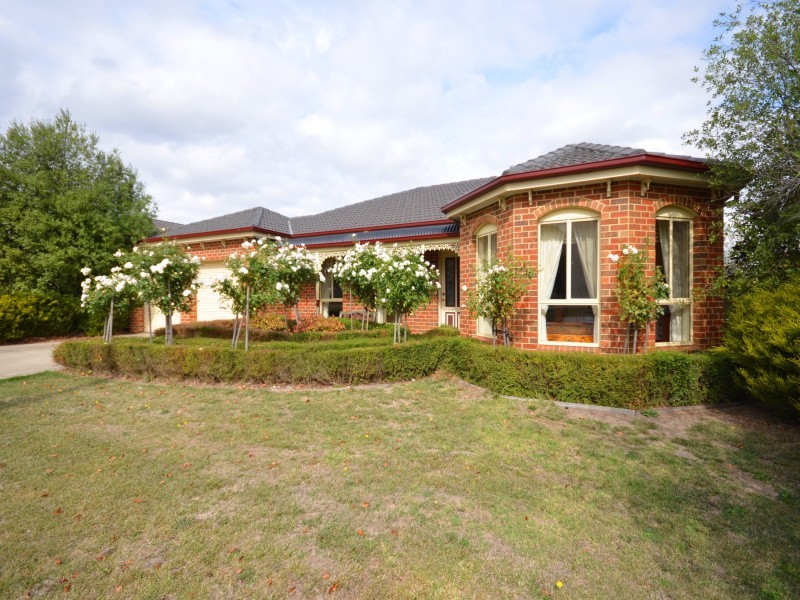 1913 Sturt Street, Alfredton VIC 3350