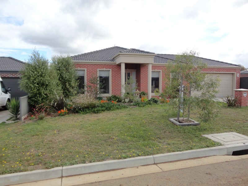 16 Brahman Drive, Delacombe VIC 3356