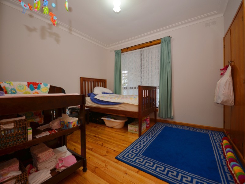 13 Godwin Street, Wendouree VIC 3355