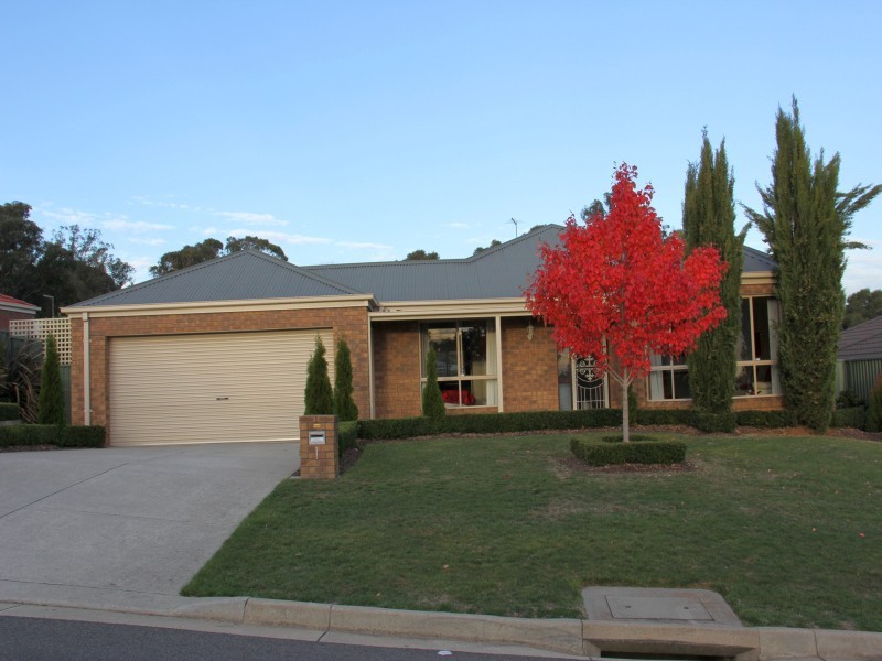 1 Oakbank Drive, Mount Helen VIC 3350