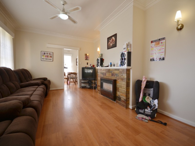 8 Mathilda Street, Wendouree VIC 3355