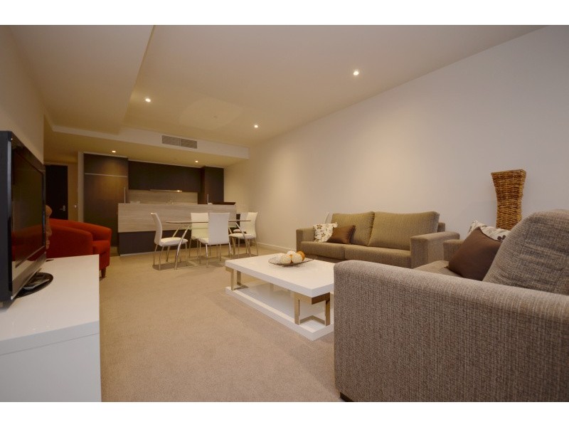 GL 6/18-22 Wendouree Parade, Lake Wendouree VIC 3350