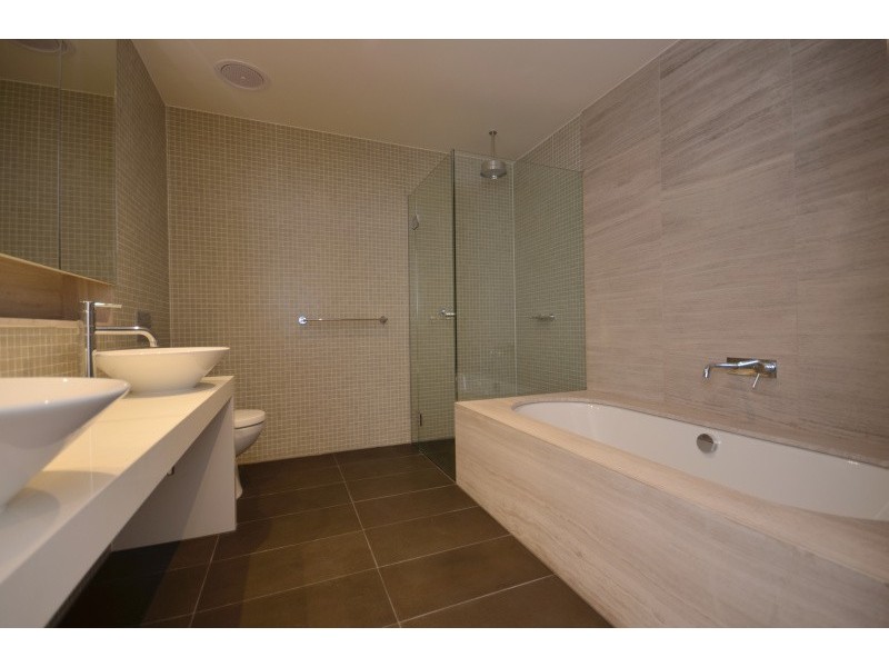 GL 6/18-22 Wendouree Parade, Lake Wendouree VIC 3350