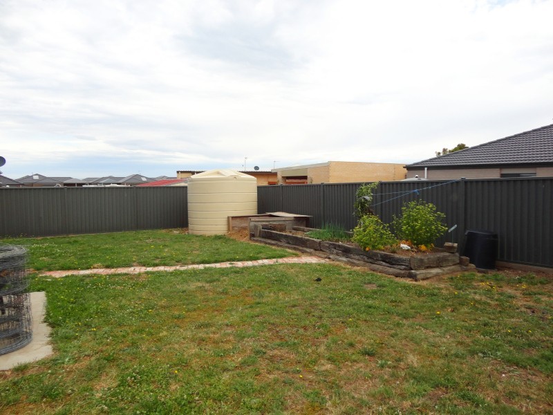 16 Brahman Drive, Delacombe VIC 3356