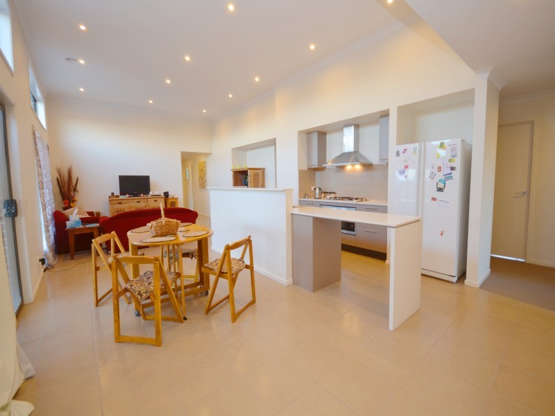 5 Phoenix Drive, Mount Clear VIC 3350