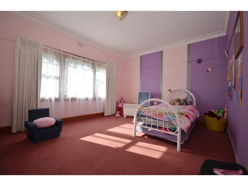 17 Gale Street, Canadian VIC 3350