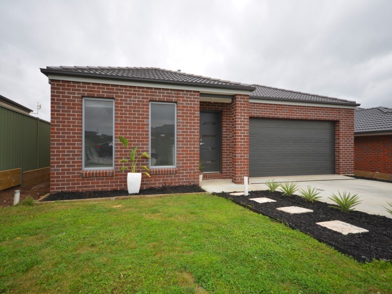 15 Orbost Drive, Miners Rest VIC 3352