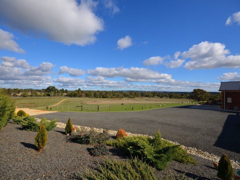 7698 Midland Highway, Magpie VIC 3352