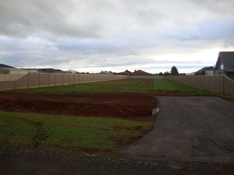 Lots 1 & 2 / 21 Lyons Street, Miners Rest VIC 3352