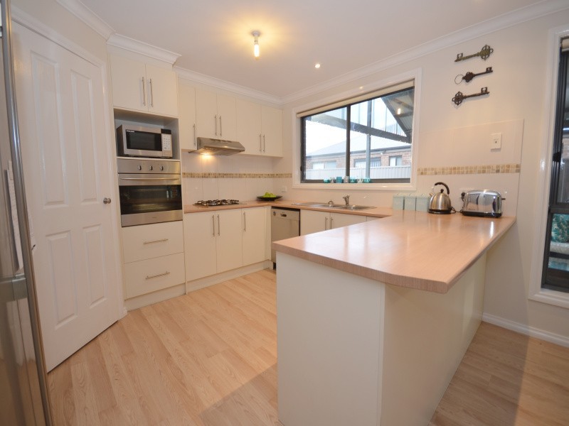 22 Josephine Way, Sebastopol VIC 3356