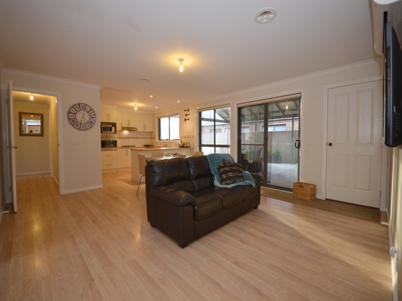 22 Josephine Way, Sebastopol VIC 3356