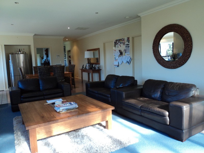 26 Boulevarde Drive, Alfredton VIC 3350