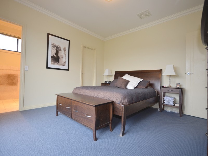 26 Boulevarde Drive, Alfredton VIC 3350