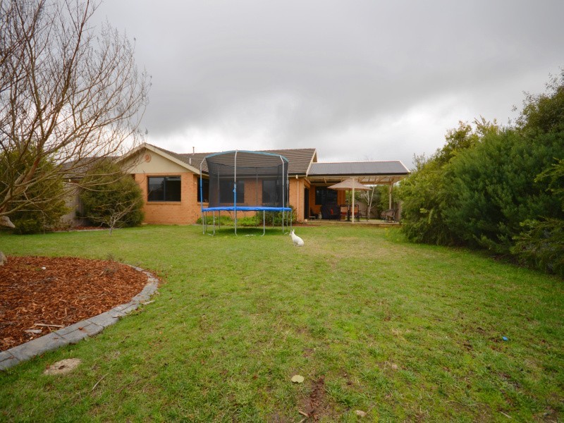26 Boulevarde Drive, Alfredton VIC 3350