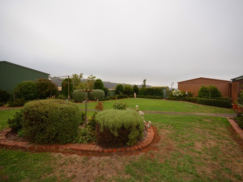 2115 Ballan-Daylesford Road, Leonards Hill VIC 3461