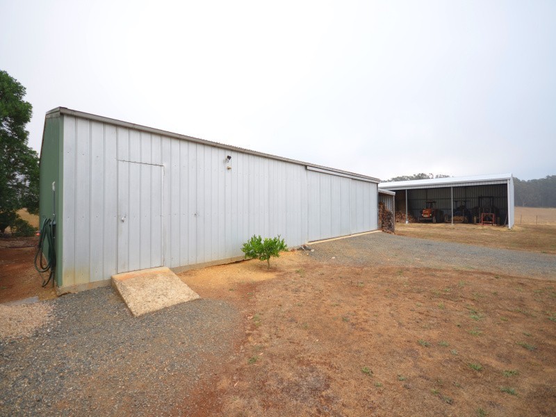 2115 Ballan-Daylesford Road, Leonards Hill VIC 3461