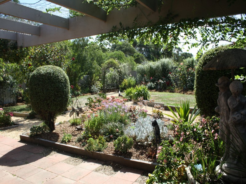 1 Park Lane, Mount Helen VIC 3350