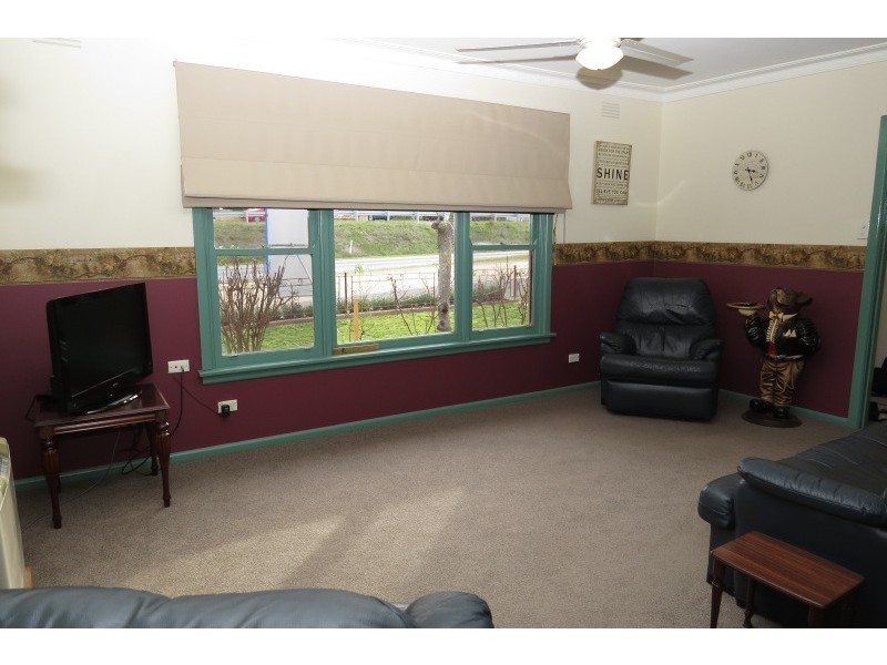 1137 Geelong Road, Mount Clear VIC 3350