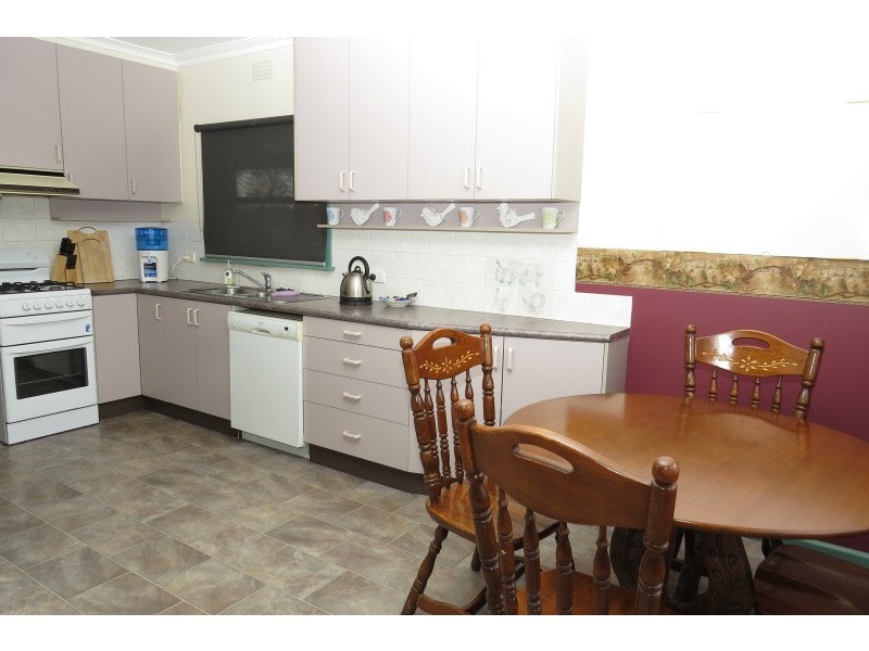 1137 Geelong Road, Mount Clear VIC 3350