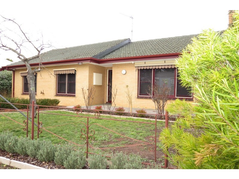 1137 Geelong Road, Mount Clear VIC 3350