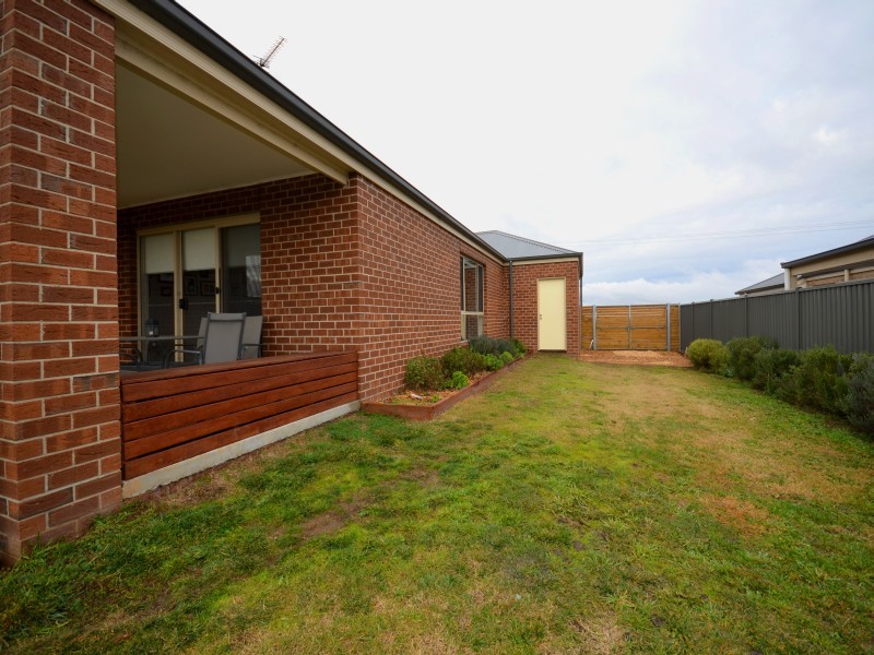 12 Miles Street, Sebastopol VIC 3356
