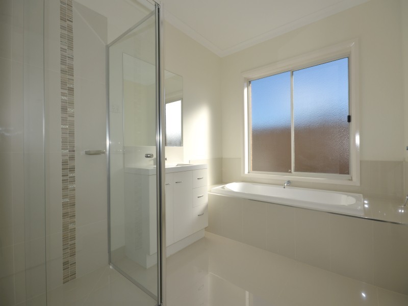 4 Countess Road, Delacombe VIC 3356