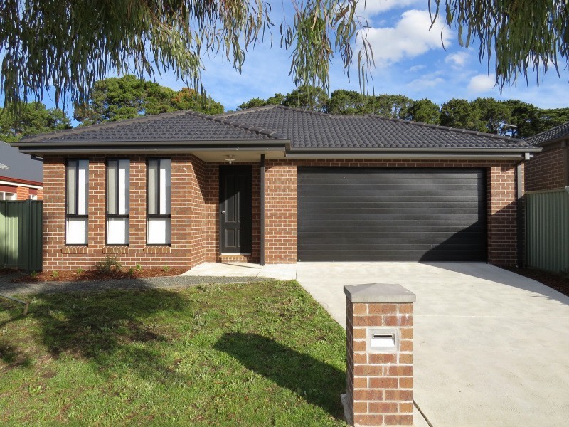 40 Delaney Drive, Miners Rest VIC 3352