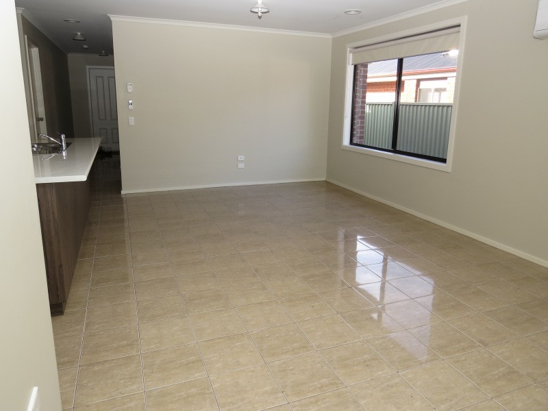 40 Delaney Drive, Miners Rest VIC 3352