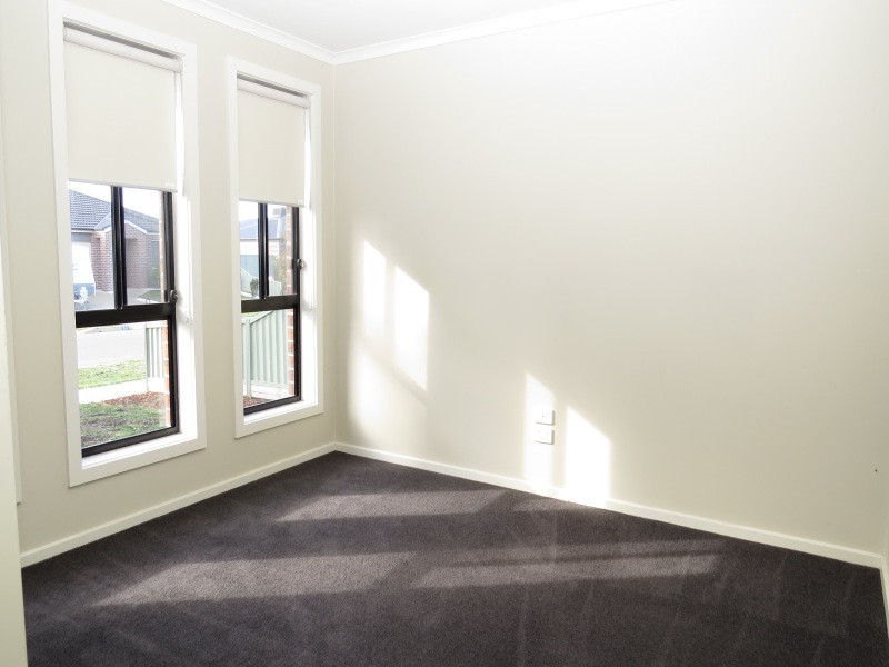 40 Delaney Drive, Miners Rest VIC 3352