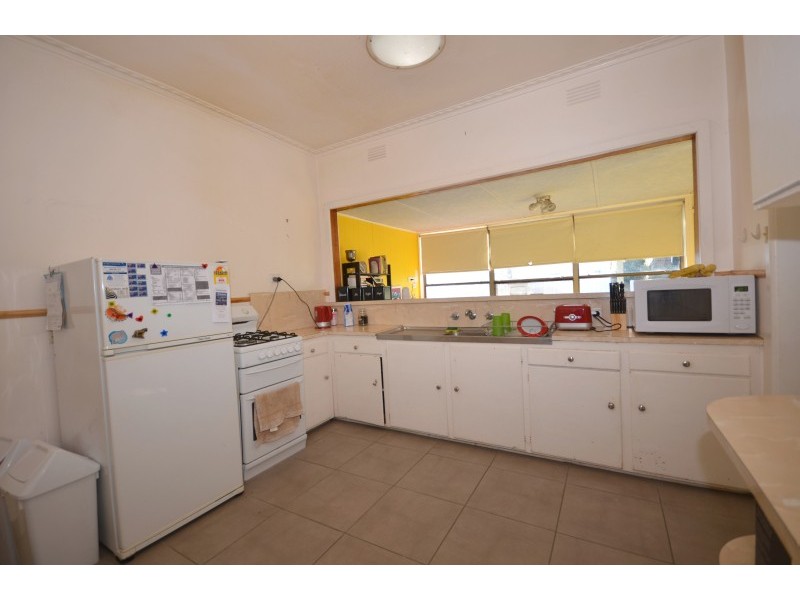 13 Longley Street, Alfredton VIC 3350