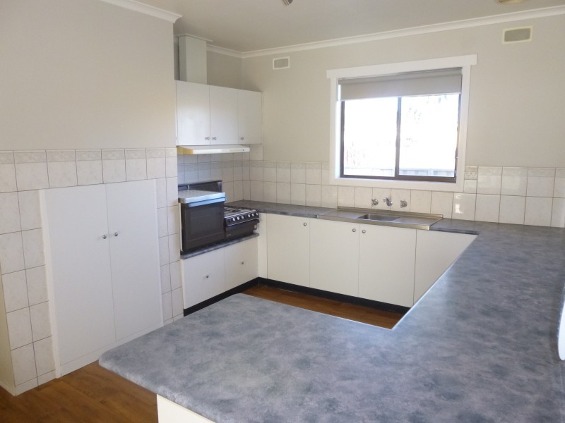 226 Dowling Street, Wendouree VIC 3355