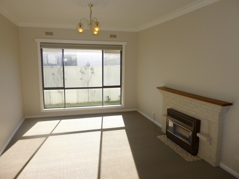 226 Dowling Street, Wendouree VIC 3355