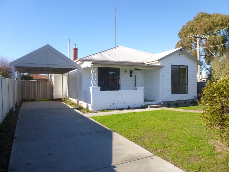 226 Dowling Street, Wendouree VIC 3355