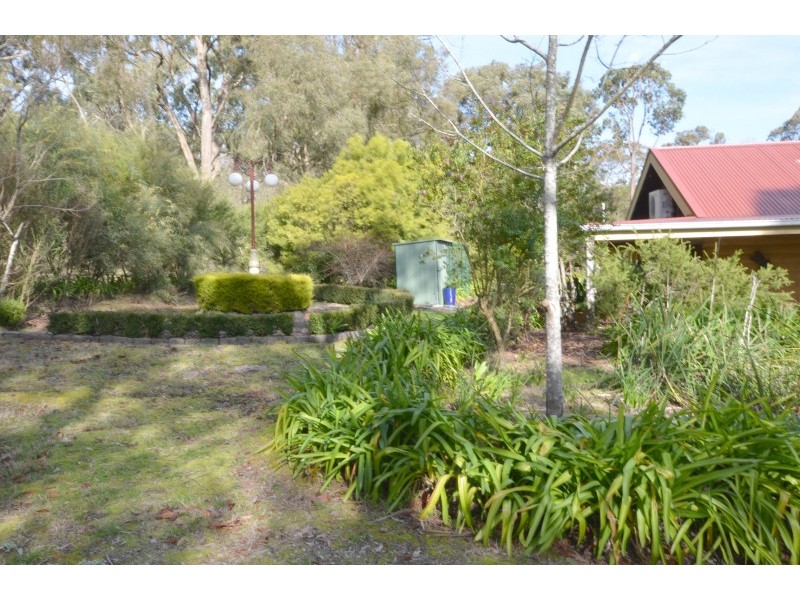 65 Laurence Drive, Snake Valley VIC 3351