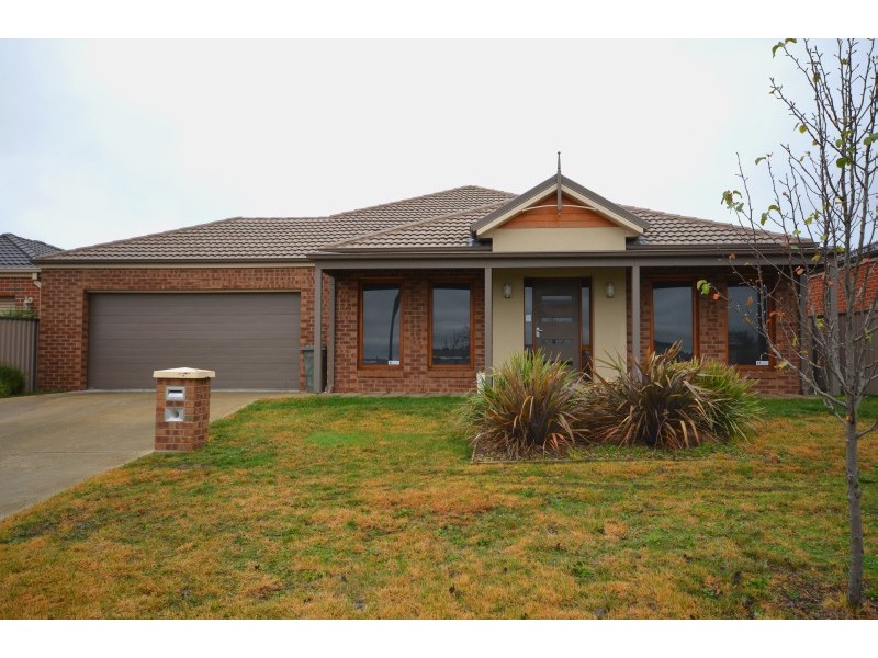 8 The Ridge, Delacombe VIC 3356