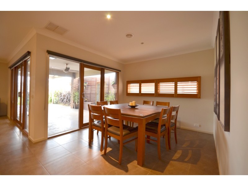 8 The Ridge, Delacombe VIC 3356