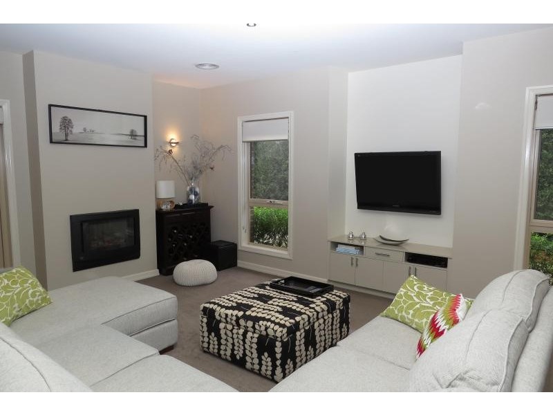 83 Alfredton Drive, Alfredton VIC 3350